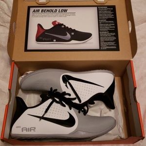Nike Air Behold Low